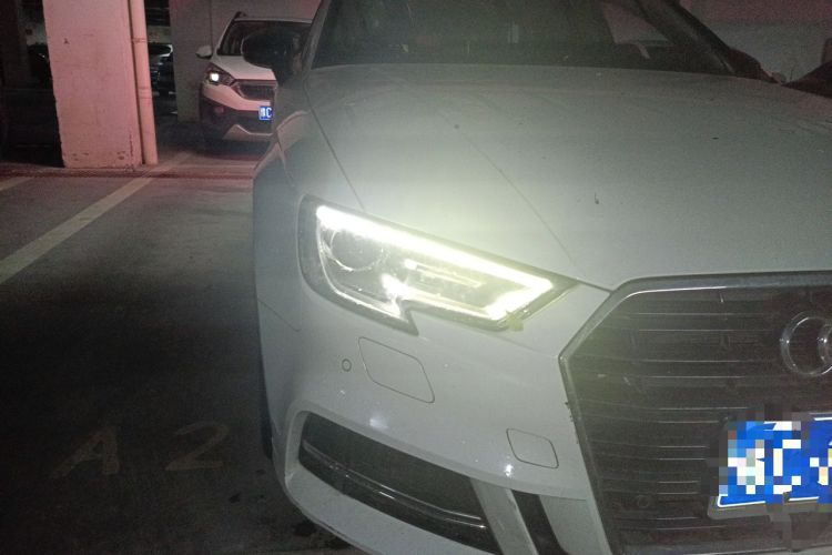 Used Audi A3 2017 Limousine 35 TFSI Fashion Model Right Front Headlight