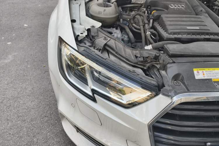 Used Audi A3 2017 Sportback 35 TFSI Fashion Model Right Front Headlight