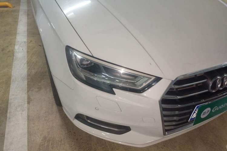 Used Audi A3 2017 Limousine 35 TFSI Style Edition Right Front Headlight