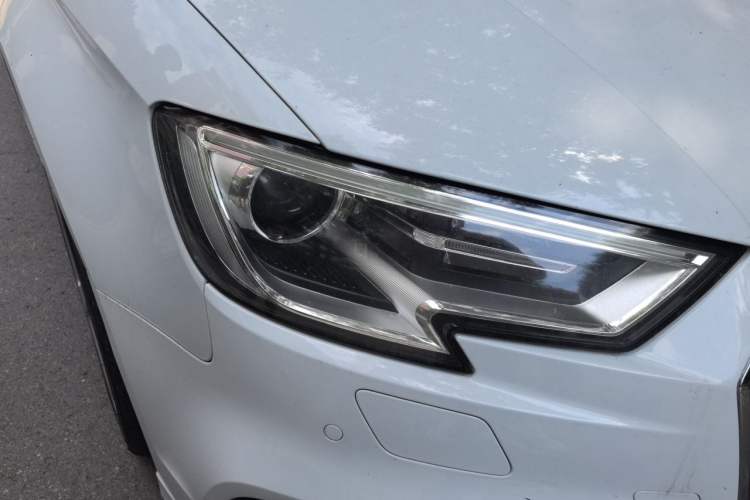 Used Audi A3 2017 Limousine 35 TFSI Fashion Model Right Front Headlight