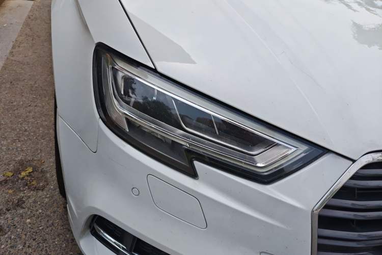 Used Audi A3 2017 Limousine 35 TFSI Sport Edition Right Front Headlight