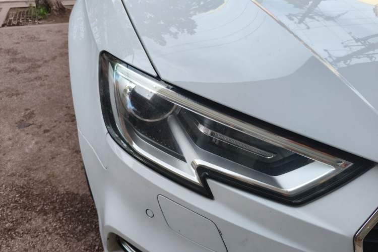 Used Audi A3 2017 Sportback 35 TFSI Fashion Model Right Front Headlight