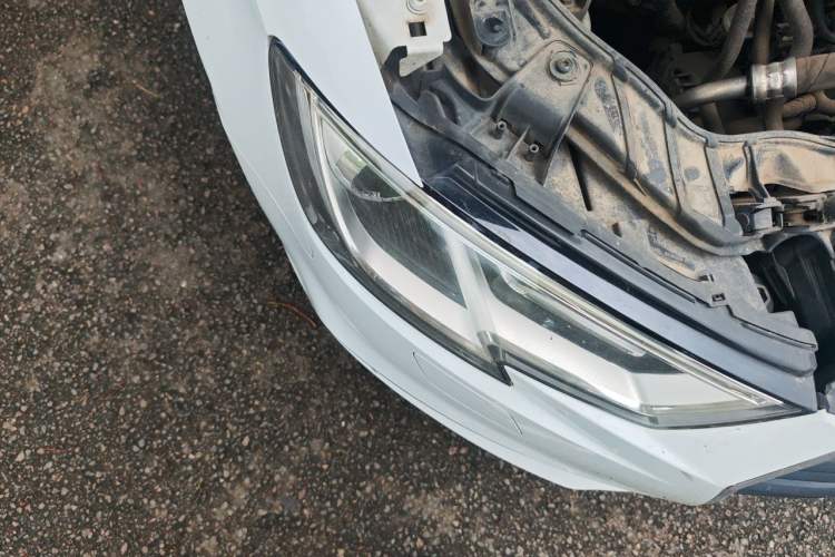 Used Audi A3 2017 Limousine 35 TFSI Ambition Edition Right Front Headlight