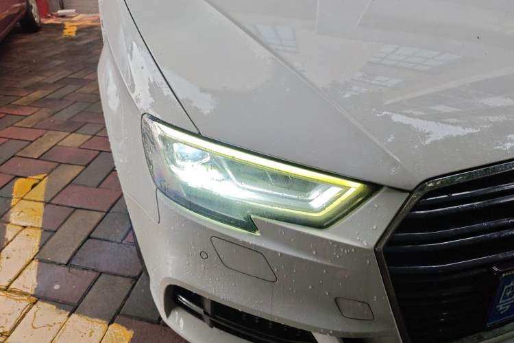 Used Audi A3 2017 Sportback 35 TFSI Sport Edition Right Front Headlight
