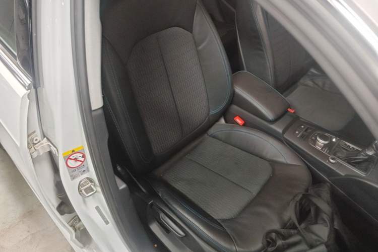 Used Audi A3 2017 Sportback 35 TFSI Fashion Model Right Front Seat