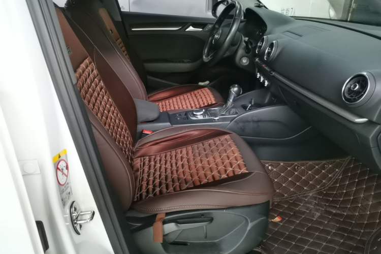 Used Audi A3 2017 Sportback 35 TFSI Ambition Edition Right Front Seat