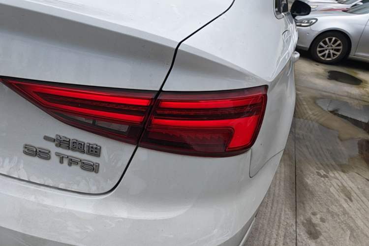 Used Audi A3 2017 Limousine 35 TFSI Fashion Model Right Rear Taillight