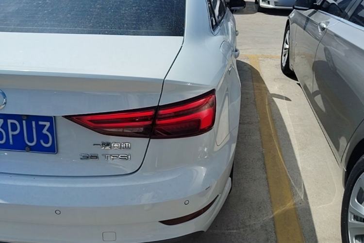 Used Audi A3 2017 Limousine 35 TFSI Fashion Model Right Rear Taillight