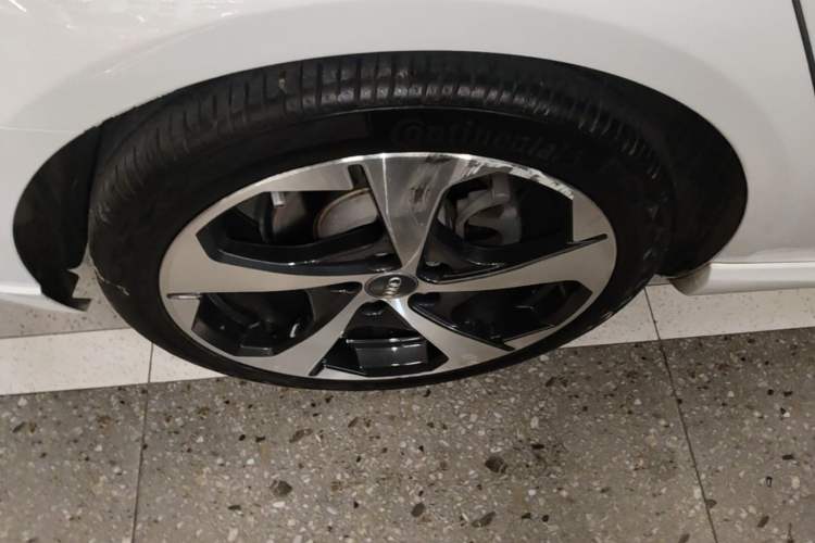 Used Audi A3 2017 Sportback 35 TFSI Sport Edition Right Rear Wheel Hub