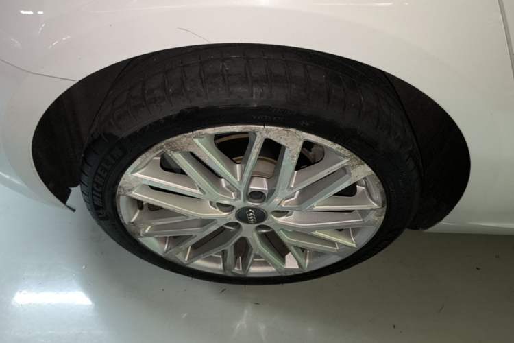 Used Audi A3 2017 Sportback 35 TFSI Style Edition Right Rear Wheel Hub