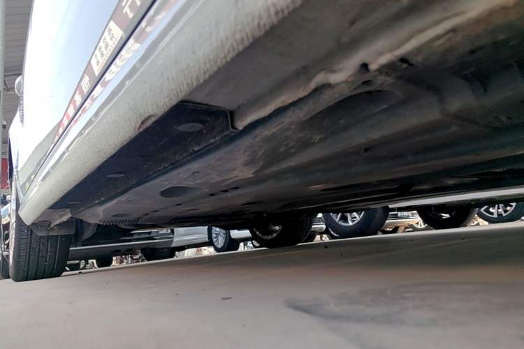 Used Audi A3 2017 Limousine 35 TFSI Ambition Edition Right Side Sill