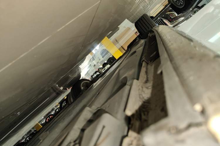 Used Audi A3 2017 Limousine 35 TFSI Fashion Model Right Side Sill