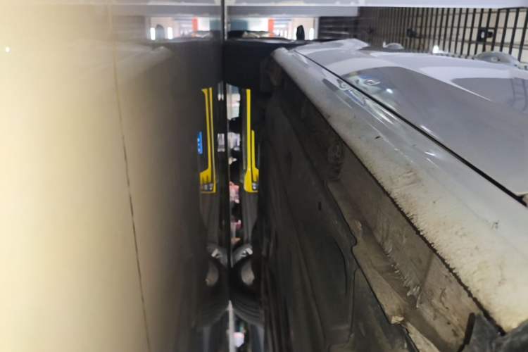 Used Audi A3 2017 Limousine 40 TFSI Style Edition Right Side Sill