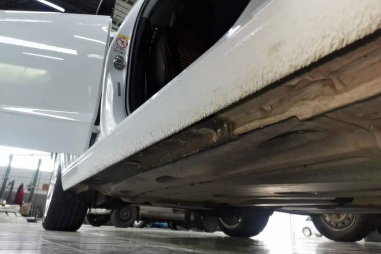 Used Audi A3 2017 Sportback 35 TFSI Ambition Edition Right Side Sill