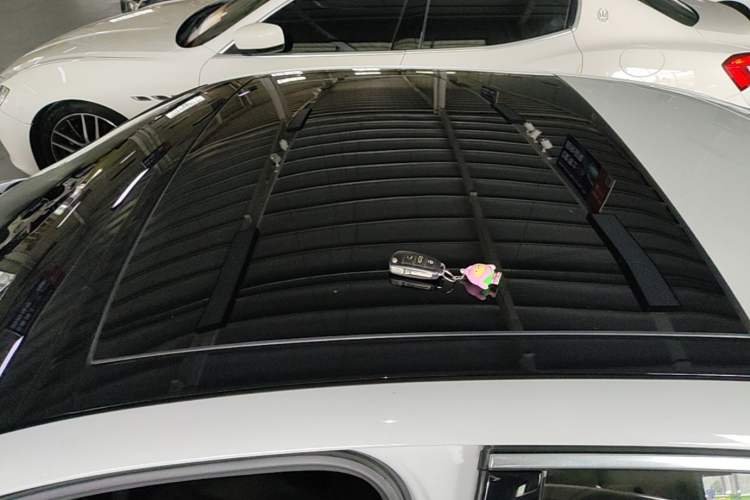 Used Audi A3 2017 Limousine 35 TFSI Fashion Model Roof