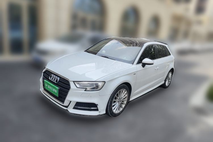 Used Audi A3 2017 Sportback 35 TFSI Fashion Model Guazi used car, China used car export, Used car for sale, Used cars, Cheapest cars for sale