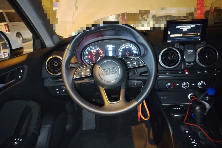 Used Audi A3 2017 Sportback 35 TFSI Fashion Model Steering Wheel
