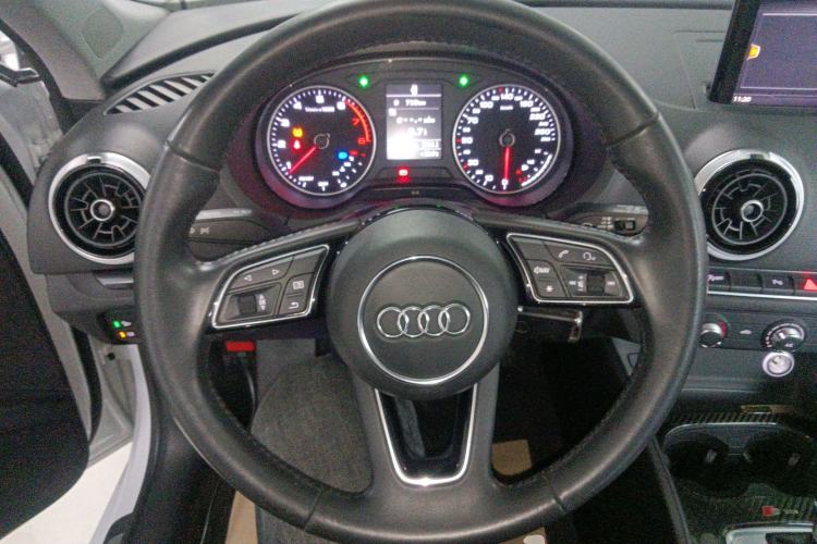 Used Audi A3 2017 Sportback 35 TFSI Fashion Model Steering Wheel