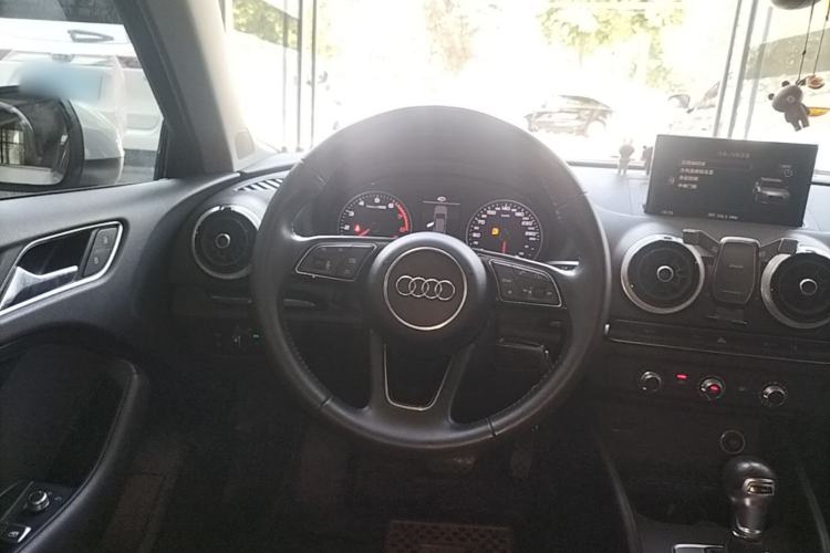 Used Audi A3 2017 Sportback 35 TFSI Fashion Model Steering Wheel