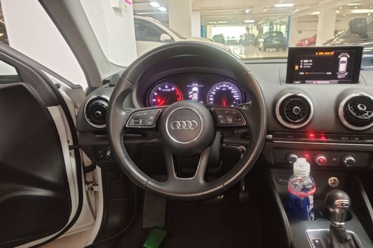 Used Audi A3 2017 Sportback 35 TFSI Fashion Model Steering Wheel