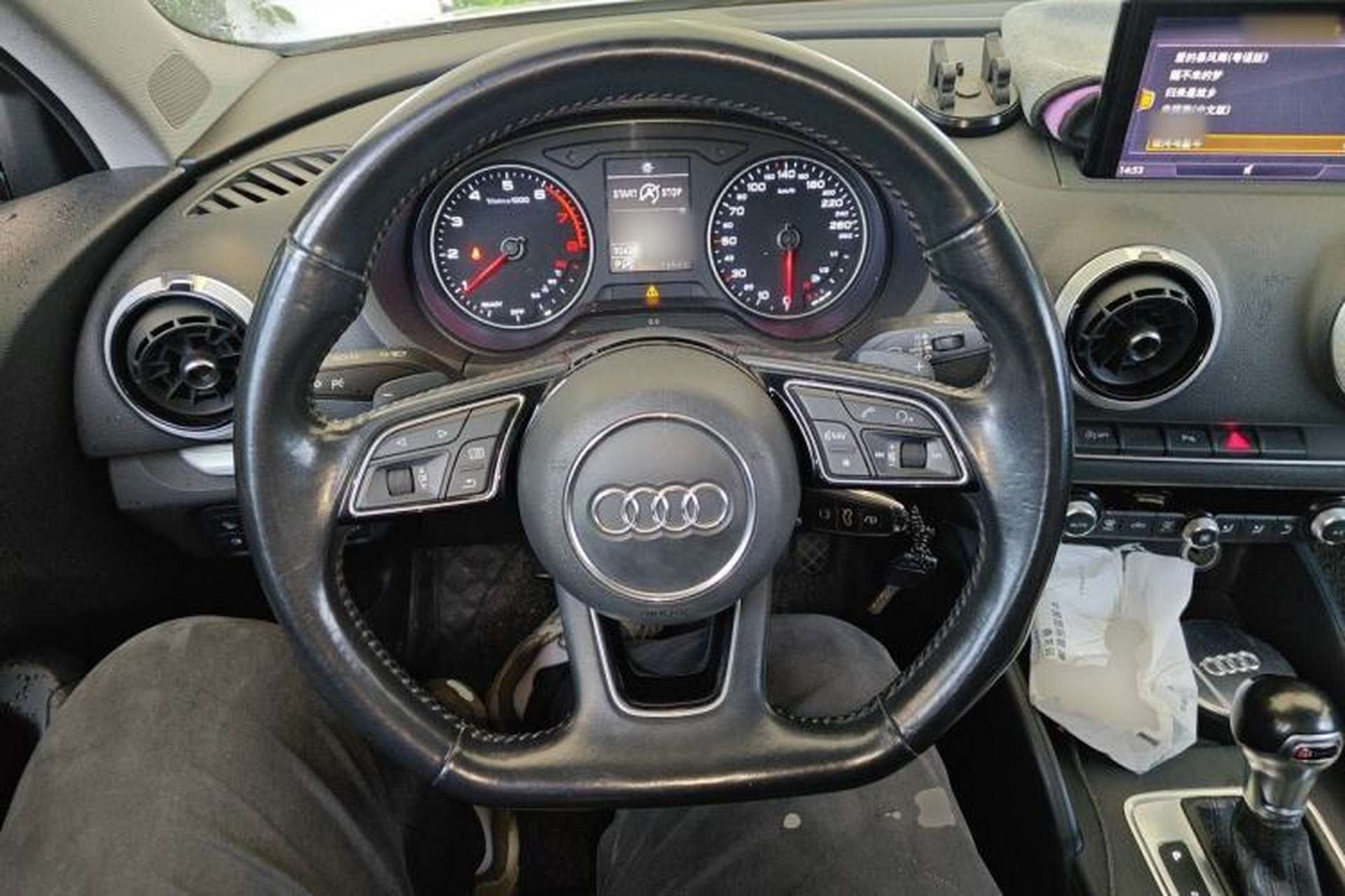 Used Audi A3 2017 Limousine 35 TFSI Sport Edition Steering Wheel