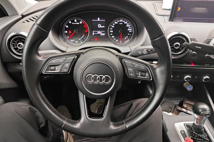 Used Audi A3 2017 Sportback 35 TFSI Fashion Model Steering Wheel