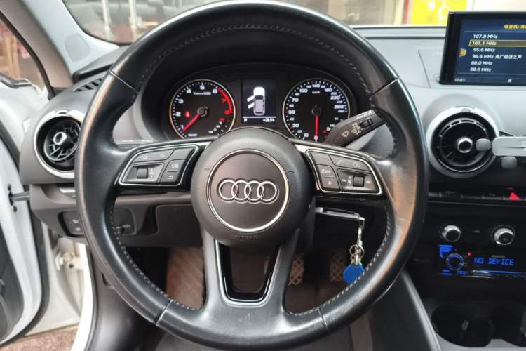 Used Audi A3 2017 Sportback 35 TFSI Fashion Model Steering Wheel