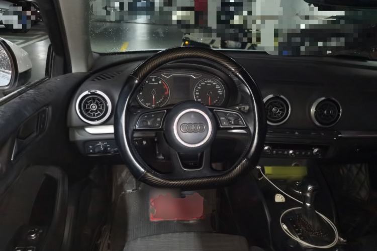 Used Audi A3 2017 Limousine 35 TFSI Sport Edition Steering Wheel