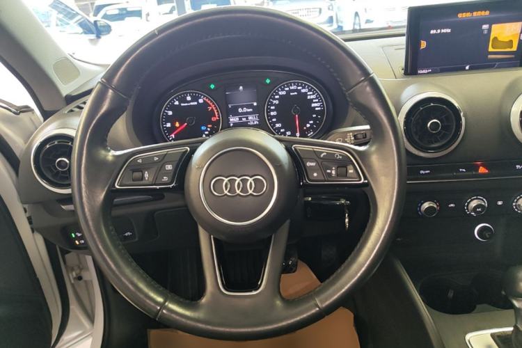 Used Audi A3 2017 Sportback 35 TFSI Fashion Model Steering Wheel