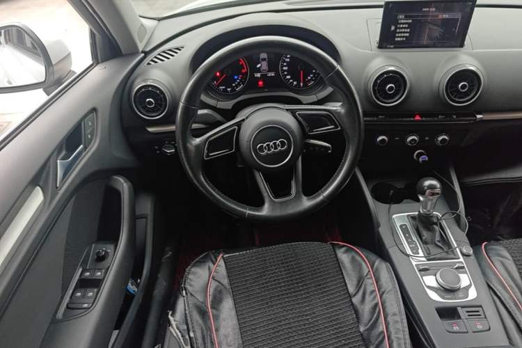 Used Audi A3 2017 Sportback 35 TFSI Ambition Edition Steering Wheel