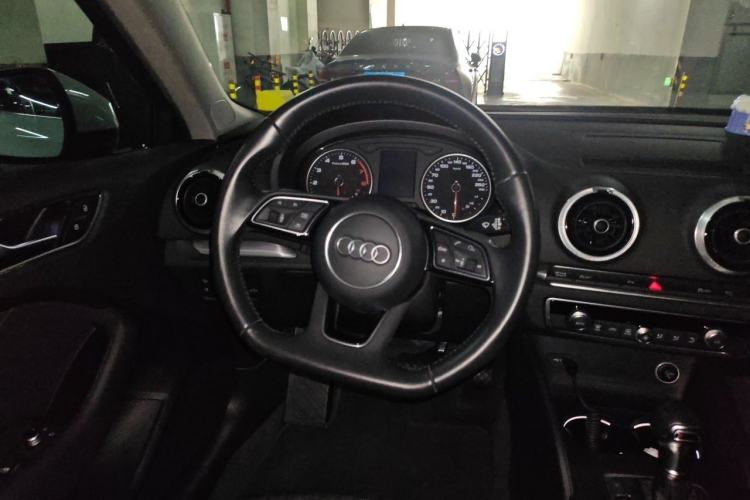 Used Audi A3 2017 Sportback 35 TFSI Sport Edition Steering Wheel