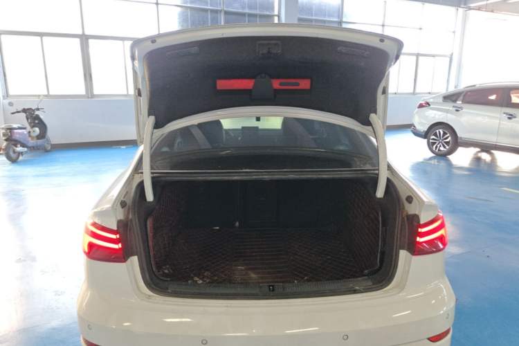 Used Audi A3 2017 Limousine 35 TFSI Fashion Model Trunk