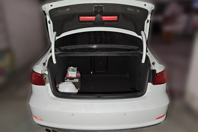 Used Audi A3 2017 Limousine 35 TFSI Fashion Model Trunk