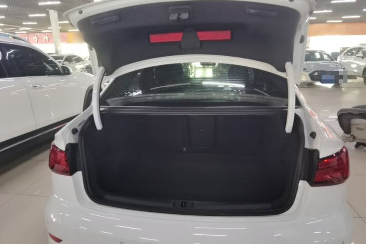 Used Audi A3 2017 Limousine 35 TFSI Fashion Model Trunk