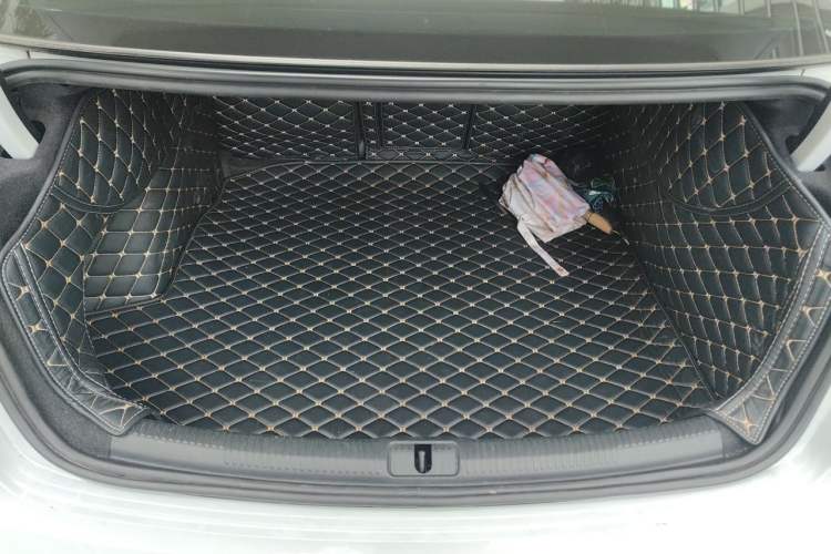 Used Audi A3 2017 Limousine 35 TFSI Fashion Model Trunk