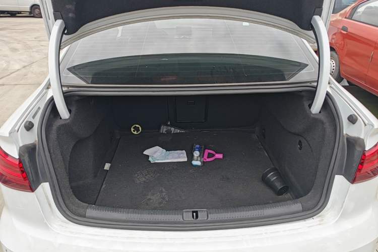 Used Audi A3 2017 Limousine 35 TFSI Fashion Model Trunk