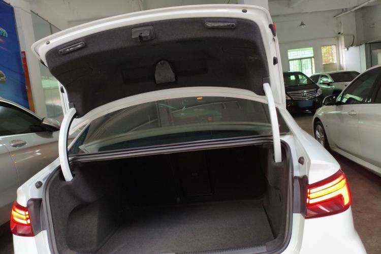 Used Audi A3 2017 Limousine 35 TFSI Fashion Model Trunk