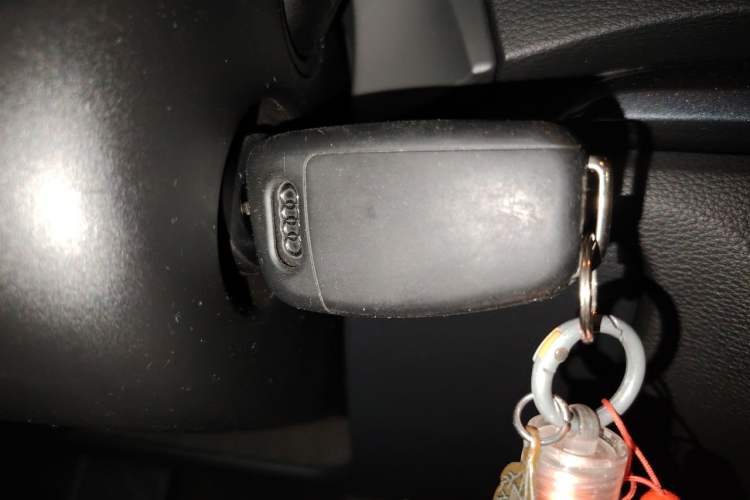Used Audi A3 2017 Sportback 35 TFSI Fashion Model Vehicle Key