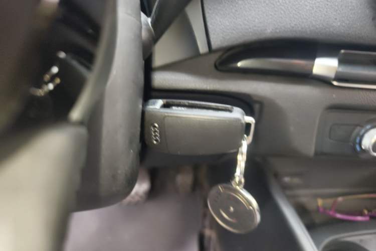 Used Audi A3 2017 Sportback 35 TFSI Fashion Model Vehicle Key