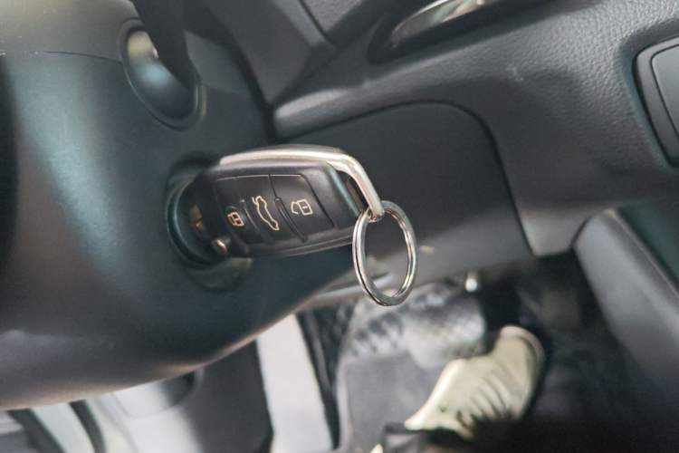 Used Audi A3 2017 Limousine 35 TFSI Fashion Model Vehicle Key