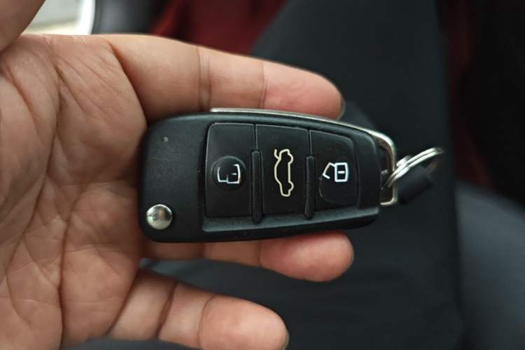 Used Audi A3 2017 Limousine 35 TFSI Ambition Edition Vehicle Key