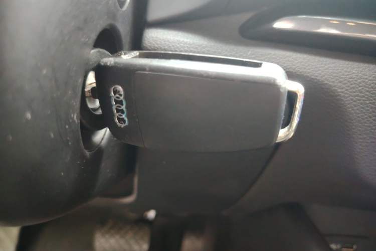 Used Audi A3 2017 Limousine 35 TFSI Ambition Edition Vehicle Key
