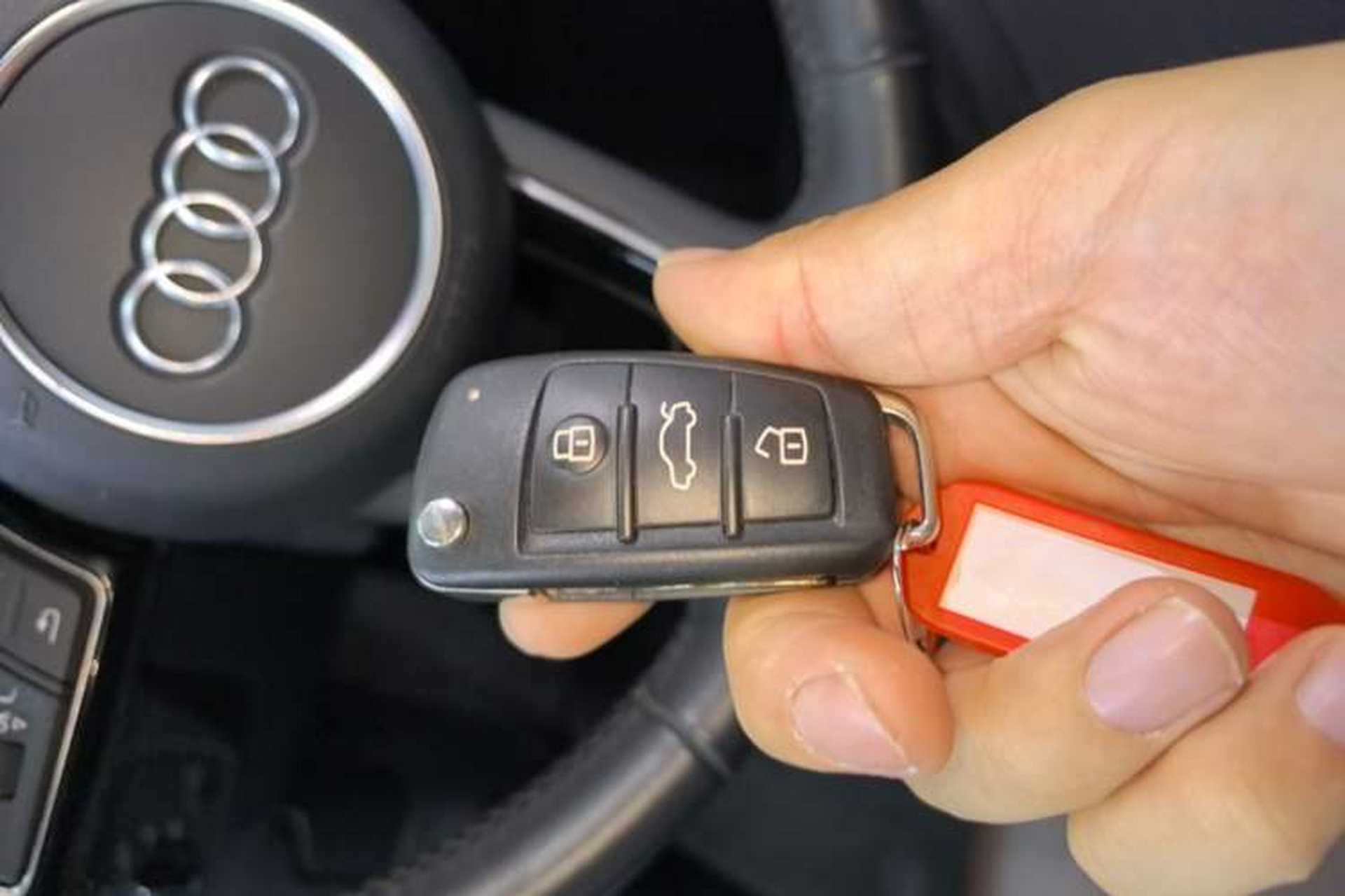 Used Audi A3 2017 Cabriolet 40 TFSI Vehicle Key