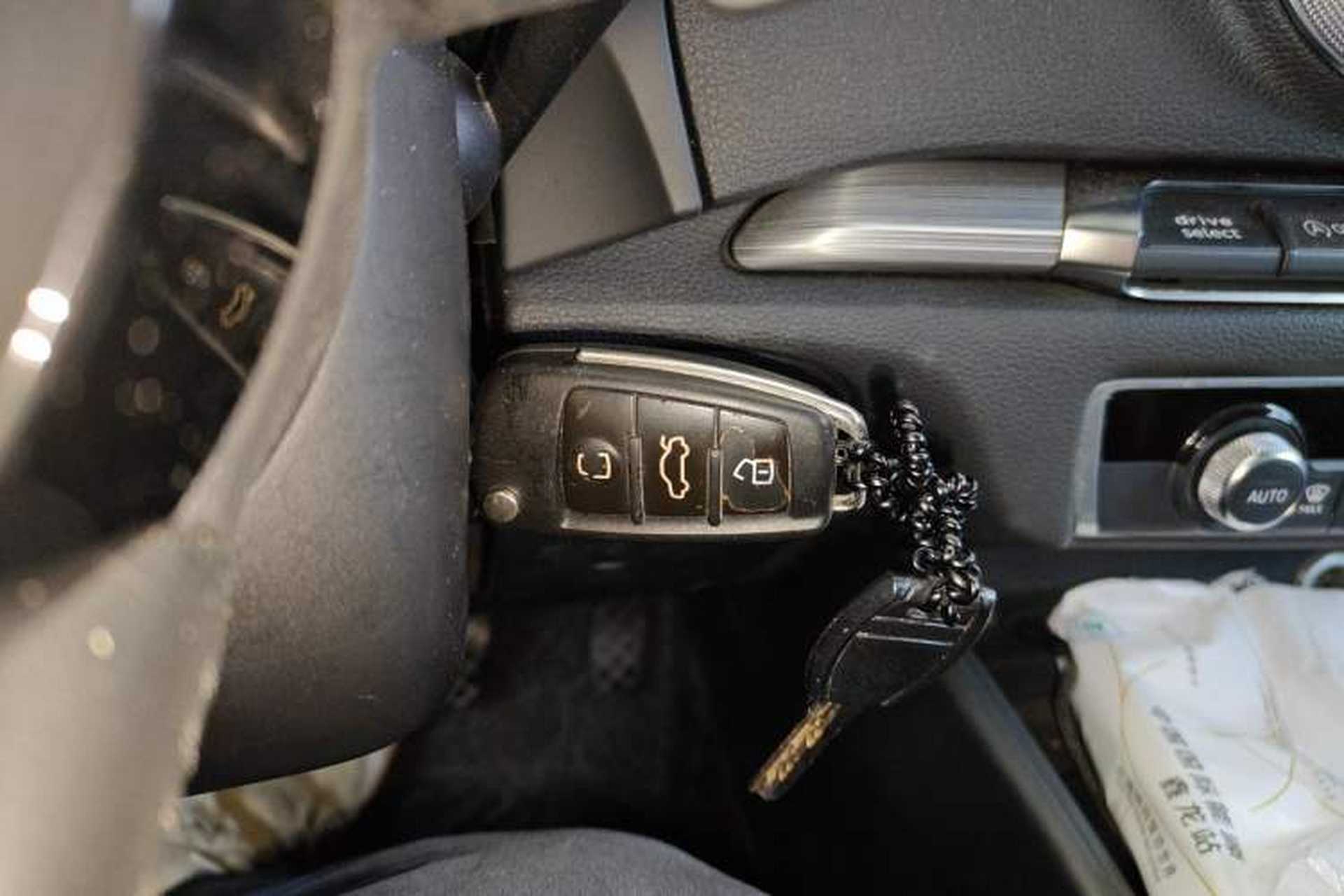 Used Audi A3 2017 Limousine 35 TFSI Sport Edition Vehicle Key