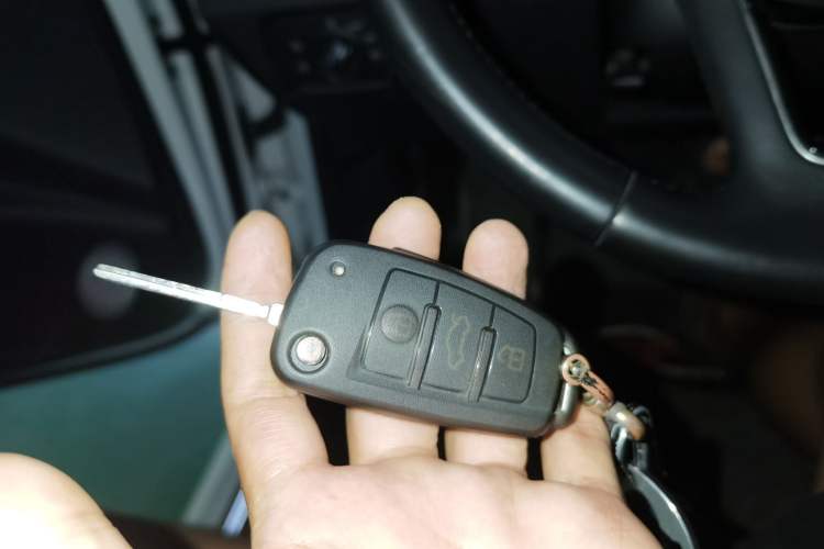 Used Audi A3 2017 Limousine 35 TFSI Fashion Model Vehicle Key