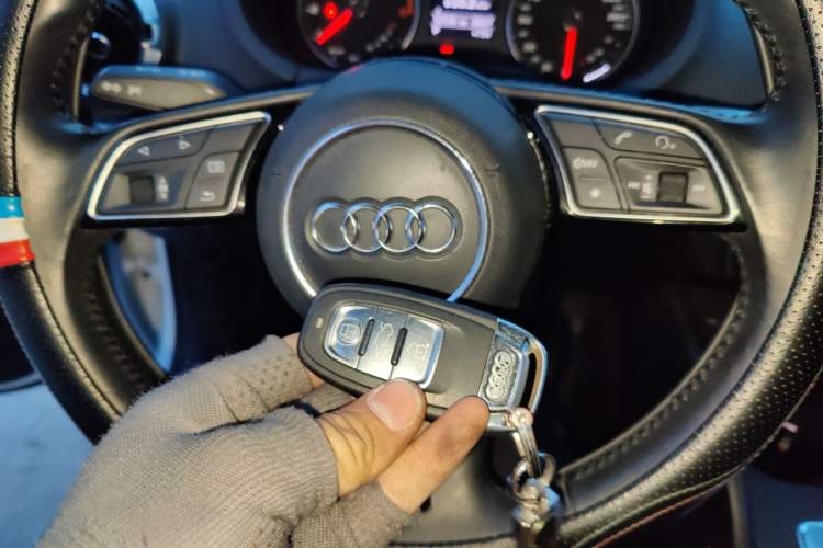 Used Audi A3 2017 Sportback 40 TFSI Style Edition Vehicle Key