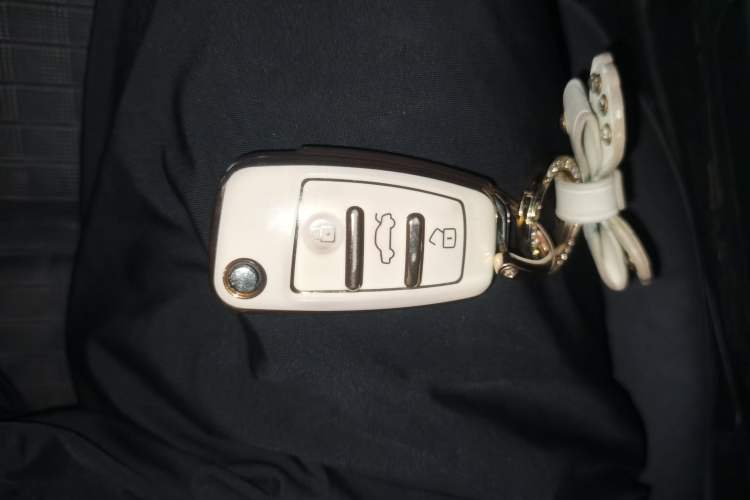 Used Audi A3 2017 Limousine 35 TFSI Sport Edition Vehicle Key