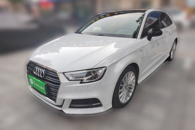 Used Audi A3 2017 Sportback 35 TFSI Fashion Model Guazi used car, China used car export, Used car for sale, Used cars, Cheapest cars for sale