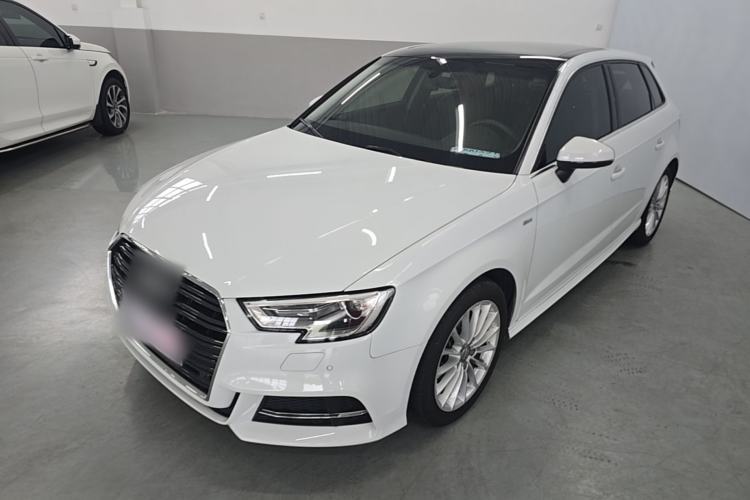 Used Audi A3 2017 Sportback 35 TFSI Fashion Model Guazi used car, China used car export, Used car for sale, Used  cars, Cheapest cars for sale