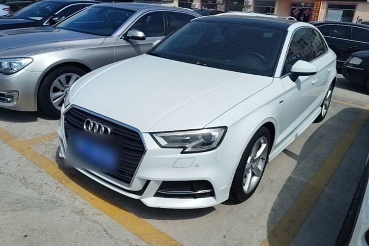 Used Audi A3 2017 Limousine 35 TFSI Fashion Model Guazi used car, China used car export, Used car for sale, Used  cars, Cheapest cars for sale